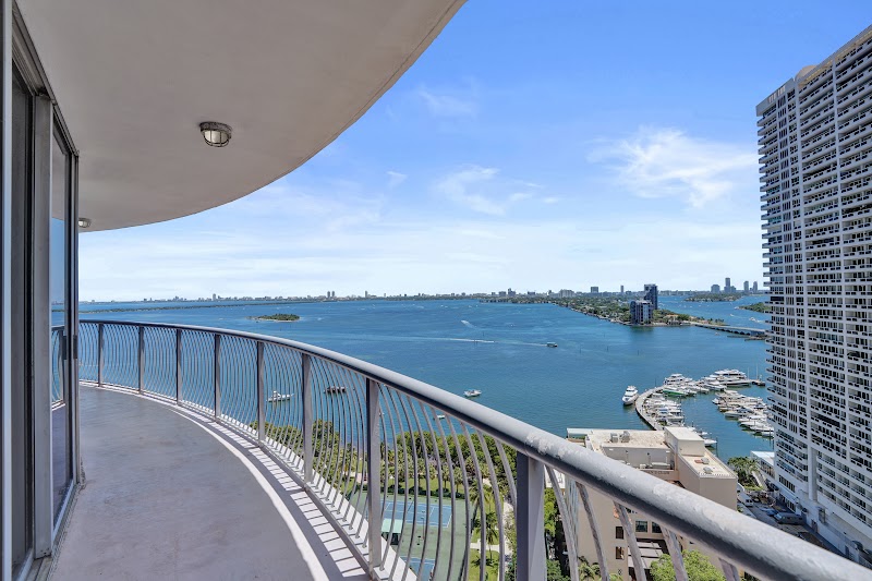 wraparound-terrace-2